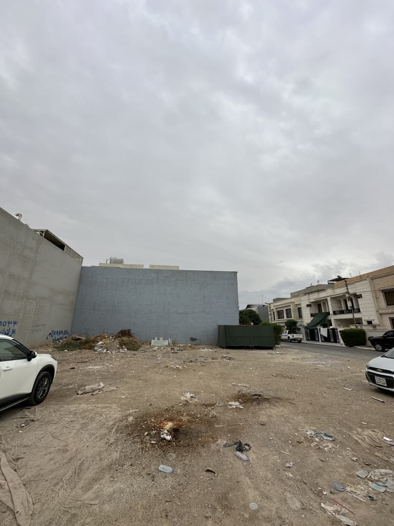 Residential land 400 m², Rasti
